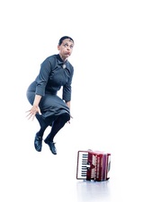 Comedy im Becken                                                                     100 Jahre Parkbad Süd – Ein Jubiläumsabend