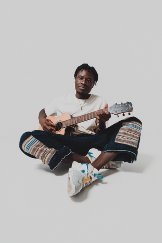 Ezé:10 Jahre zwischen Welten!