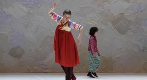 Let’s go! Dancing “in-between”
