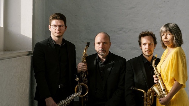 hr-Sinfonieorchester / Raschèr Saxophone Quartet / Matthias Pintscher