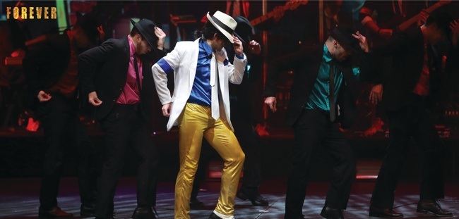 FOREVER     - The Best Show about the King of Pop