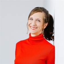 Sarah Hakenberg