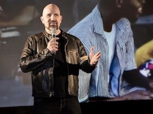 Dominik Kuhn