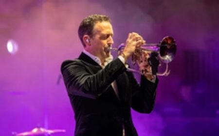 Till Brönner & Dieter Ilg begegnen Vince Mendoza & WDR Big Band