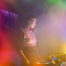 RAVEKA