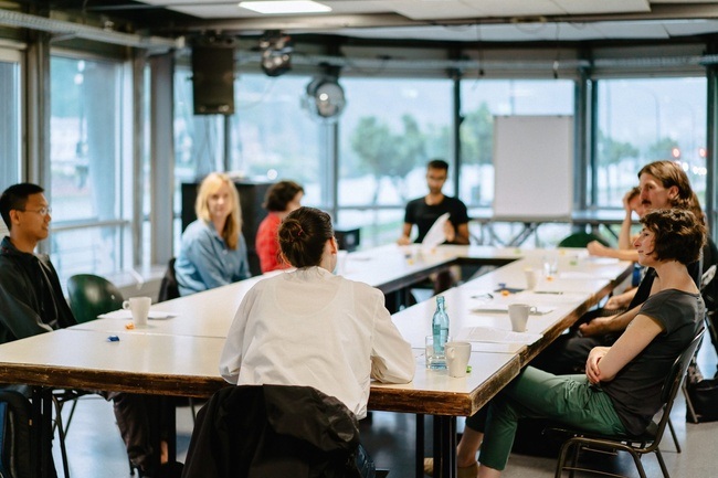 Shared Reading in English