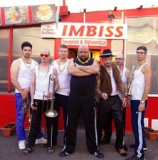 Dr. Aleks & The Fuckers-Heimspiel