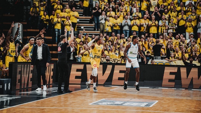 BBL: EWE Baskets Oldenburg - SYNTAINICS MBC