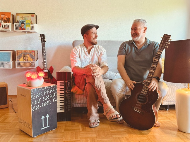 Kontrolliertes Lagerfeuer im Wohnzimmer