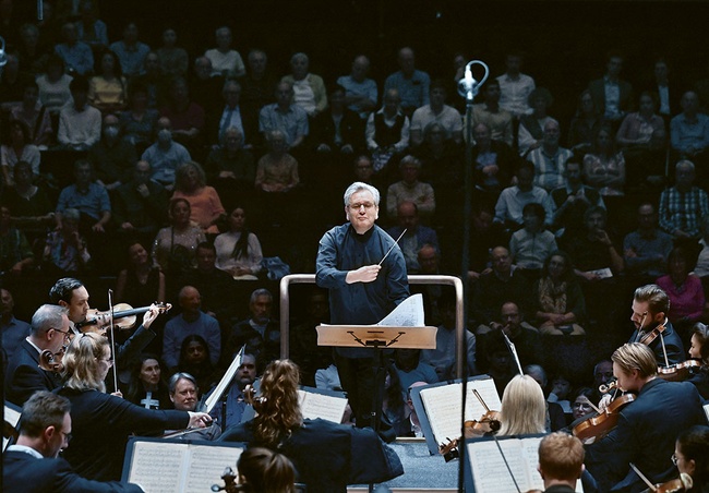 London Symphony Orchestra – Tschaikowsky Pathétique | Sir Antonio Pappano dirigiert Werke von Britten, Bernstein und Tschaikowsky