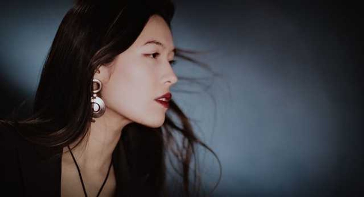 Titelbild der Veranstaltung MUANH (Indie-Pop, Alternative-R&B) + Moyo Ray (Soul, Jazz, Folk)