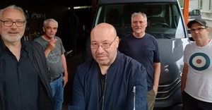 WE SMILE - Abgesagt!
Support: LUXURIOUS MOMENTS