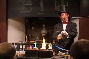 Liebig to go: Führung im Museum mit anschließender Experimentalvorlesung im Restaurant Justus