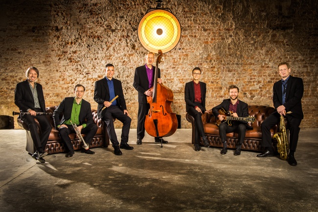 Savoy Satellites feat. Erik Leuthäuser - Savoy Satellites orbit Billie Holiday