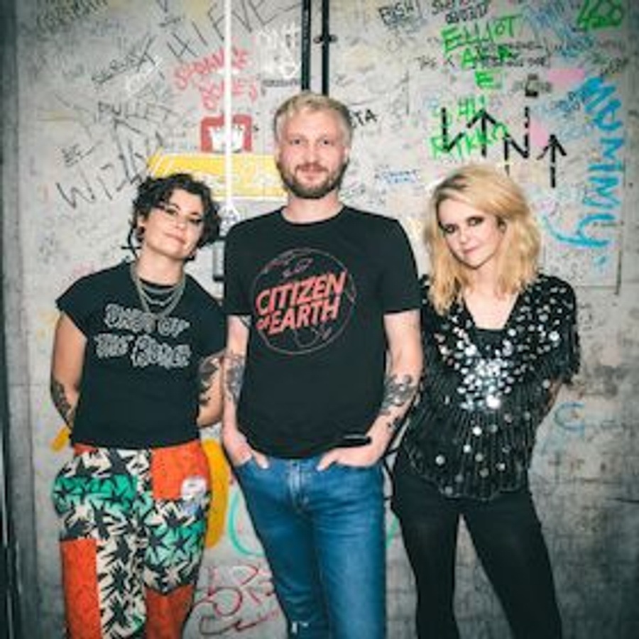 THE SUBWAYS