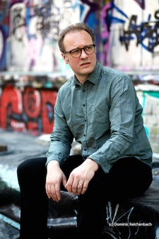 Rene Sydow - Sie dürfen sich wieder setzen