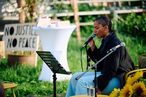 WACHE – Community-Storytelling: afrofuturistischer-neo-Volkskultur-Mythen