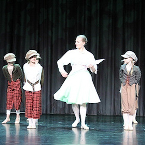 Ein zauberhaftes Kindermädchen