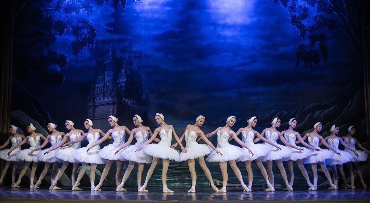 SCHWANENSEE - Royal Classical Ballet
