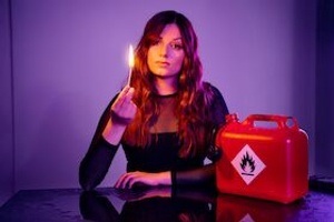 Lara Ermer - Leicht entflammbar