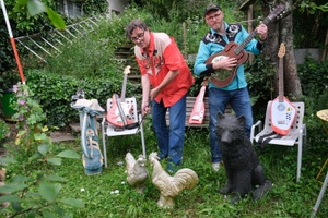 TOP TEN SOMMER FESTIVAL - HIGGS CHICKS (CH) + THE COOL(HH)