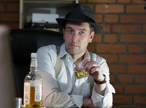 Carsten Schlüter - „Die Uhl in Weiß“