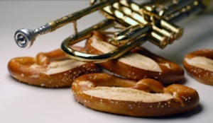 Butterbrezel-Jazz im Schlosshof mit Miles & More