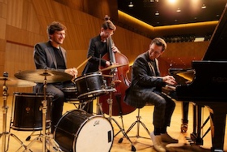 Ella & Louis Jazz Club im Holzhausenschlösschen