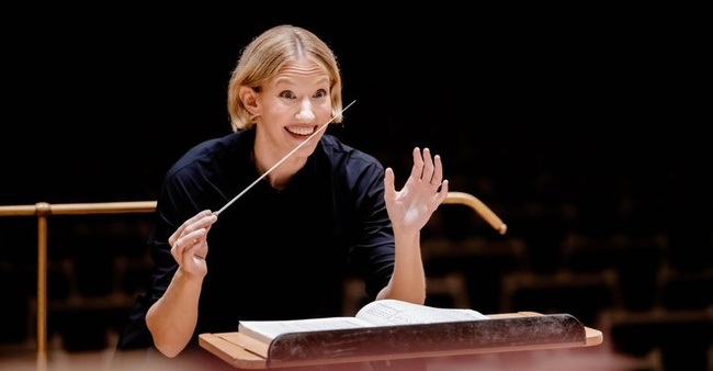FamilienKonzert mit dem Konzerthausorchester & Joana Mallwitz