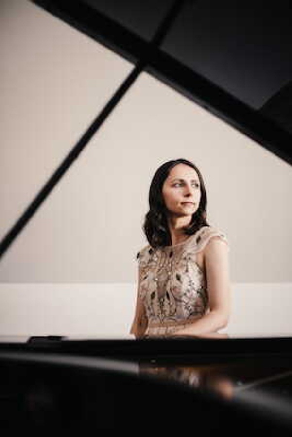 Titelbild der Veranstaltung Anna Khomichko Klavier-Dialogkonzert