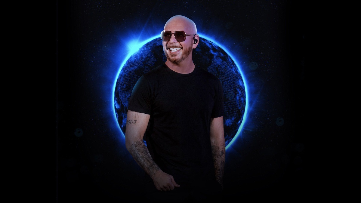 Pitbull - I'm Back! I  Ticket + Hotel