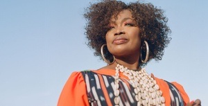 World: Oumou Sangaré – eine starke Stimme aus Mali