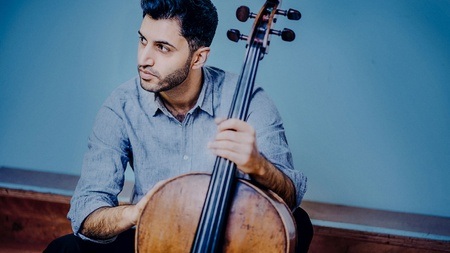 Kian Soltani & Royal Stockholm Philharmonic Orchestra – Schumann Cellokonzert | Ryan Bancroft dirigiert Nielsens Zweite Sinfonie