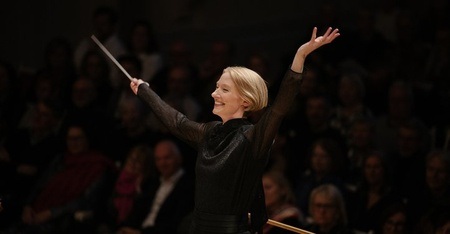 8ZEHN30 – Kurzkonzert