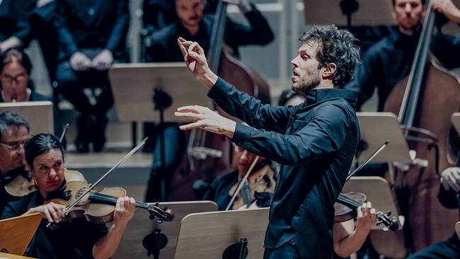 Raphaël Pichon – Mozart Große Messe in c-moll | Mit Sabine Devieilhe, Lea Desandre und Ensemble Pygmalion