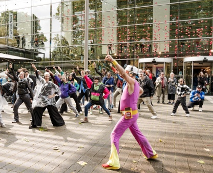 Guru Dudu: Silent Disco Walking Tour