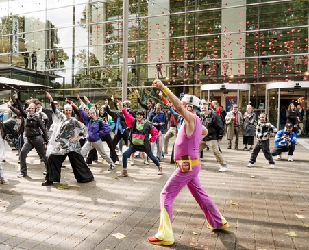 Guru Dudu: Silent Disco Walking Tour