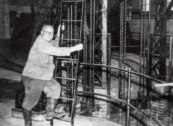 Führung durch das historische Klärwerk in Krefeld Uerdingen in Zusammenarbeit mit der VHS