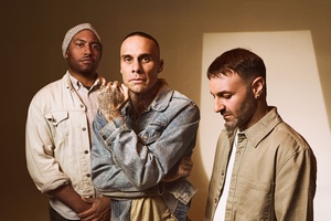 LETLIVE.