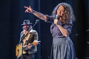 Meena Cryle und & Chris Fillmore Band