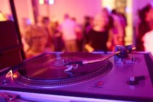 Tanz in den Mai: A Walk in the Park