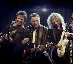 Celebrating the Musik of SMOKIE