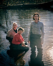 WER NICHT GEGEN SICH SELBST DENKT, DENKT ÜBERHAUPT NICHT. ABWESENHEITSERFAHRUNGEN