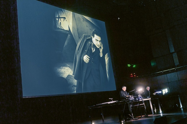 Karl Bartos: Das Cabinet des Dr. Caligari – Stummfilmkonzert | Der Stummfilmklassiker neu vertont von Kraftwerk-Legende Karl Bartos