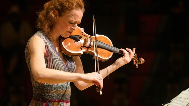 CAROLIN WIDMANN & ALEXANDER LONQUICH