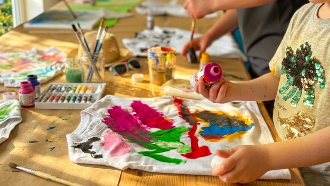 Sommerferienkurs in Köln für Kinder: Kreatives Gestalten (5–6 Jahre)