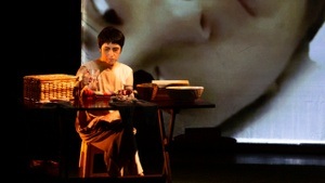 Quadra 16. Performance von Cris Moreira