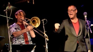 Ursonate. Thomas Krüger & Anke Lucks Fümms Bö Brass