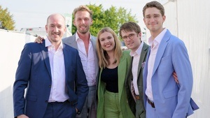 CHRIS HOPKINS meets THE YOUNG LIONS: Swing Classics von Frank Sinatra bis Louis Armstrong & beyond