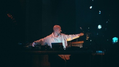 Gardensession #06: José Venditti | THEATER DER WELT